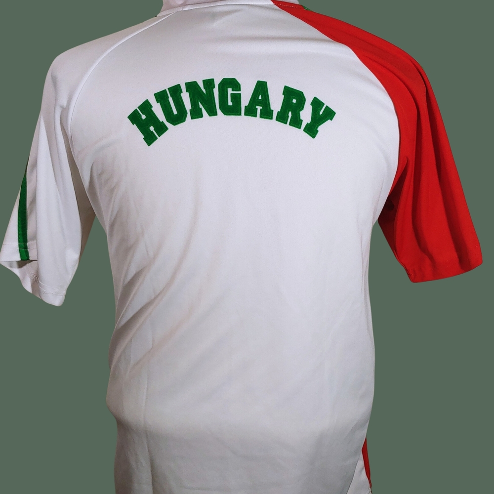 Jersey Socce Hungaryr Red and White  Short Sleeves Size Small